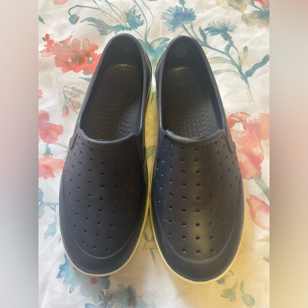Gap kids slippers
